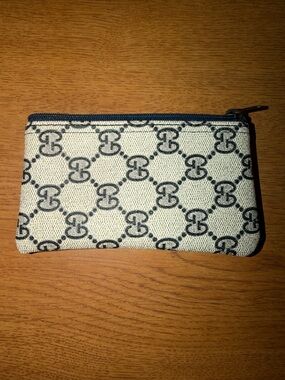 Vintage Gucci GG monogram coin purse